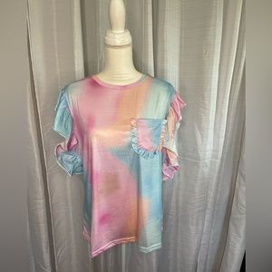 NWOT Tie Dye Ruffled Top 💕💙💕